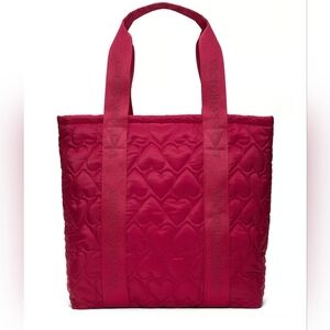 NWT ❤️ VS Puffer Heart Tote